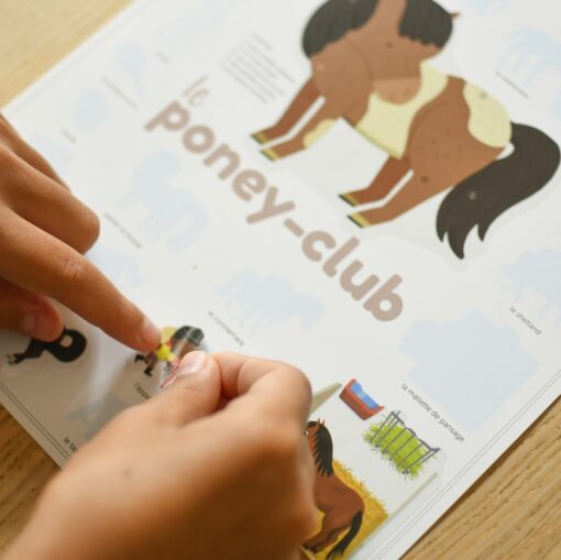 poster sticker poney club poppik